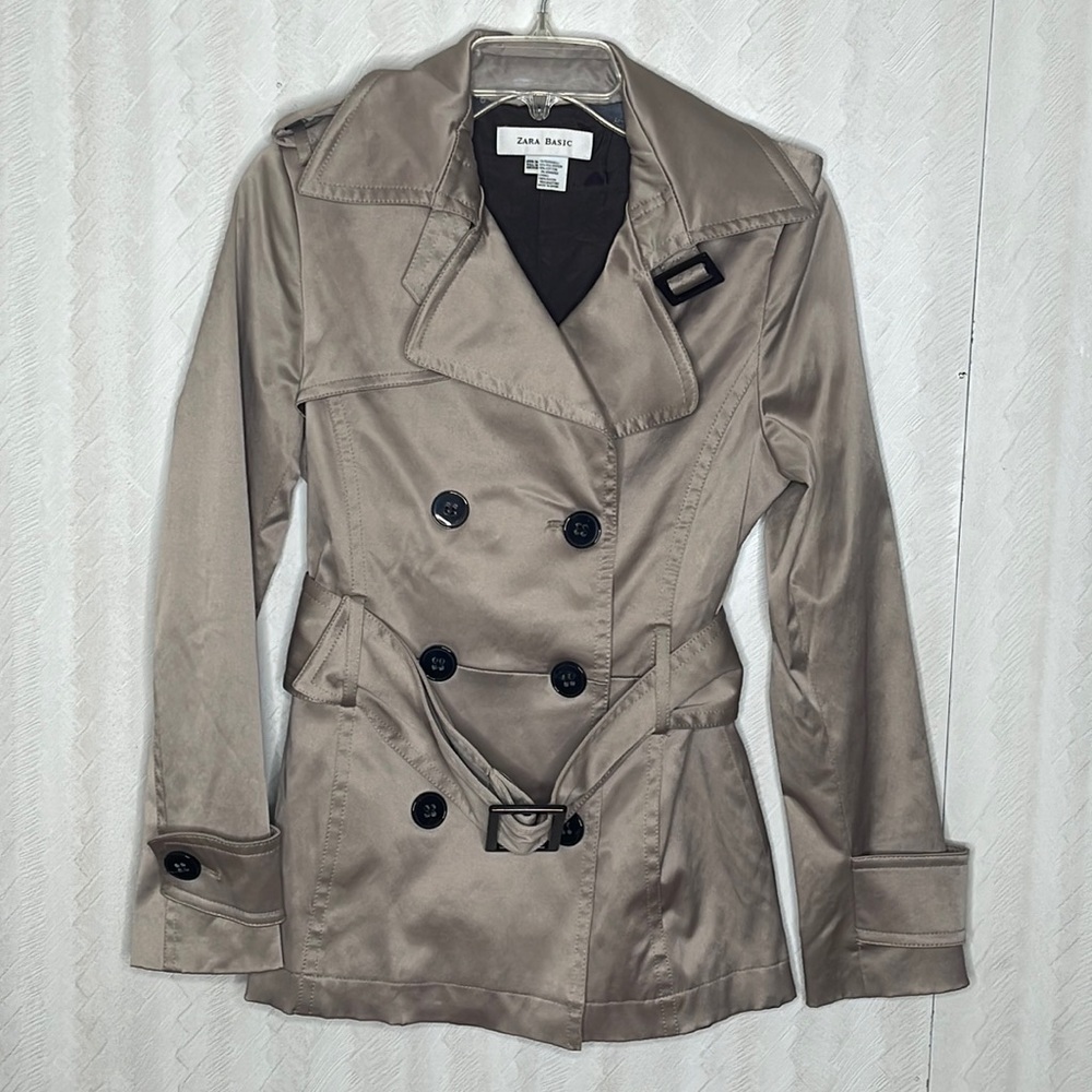 Zara Basic Trench Coat Size Medium - image 2